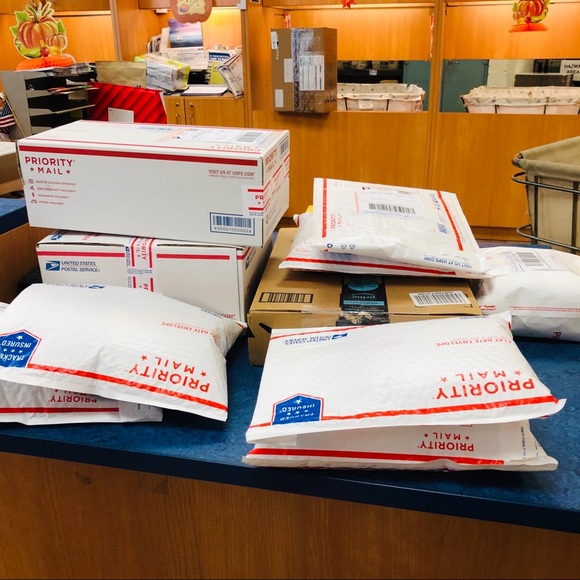 Meet Your Posher, Val! - Picture 5 of 5